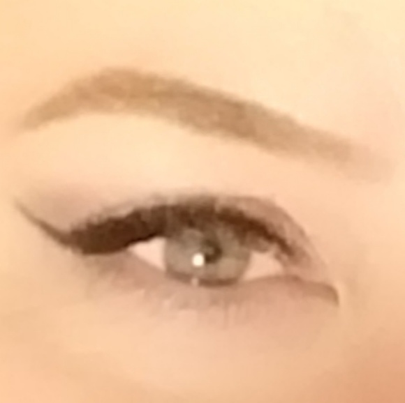 Meet your Posher, Audrey - Picture 1 of 8